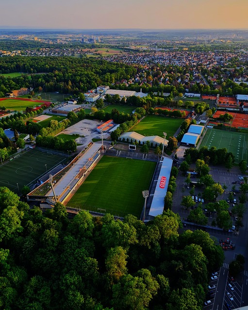 揭秘NBA球员真实照片，姚明泳池恢复训练惊现“灭霸”.